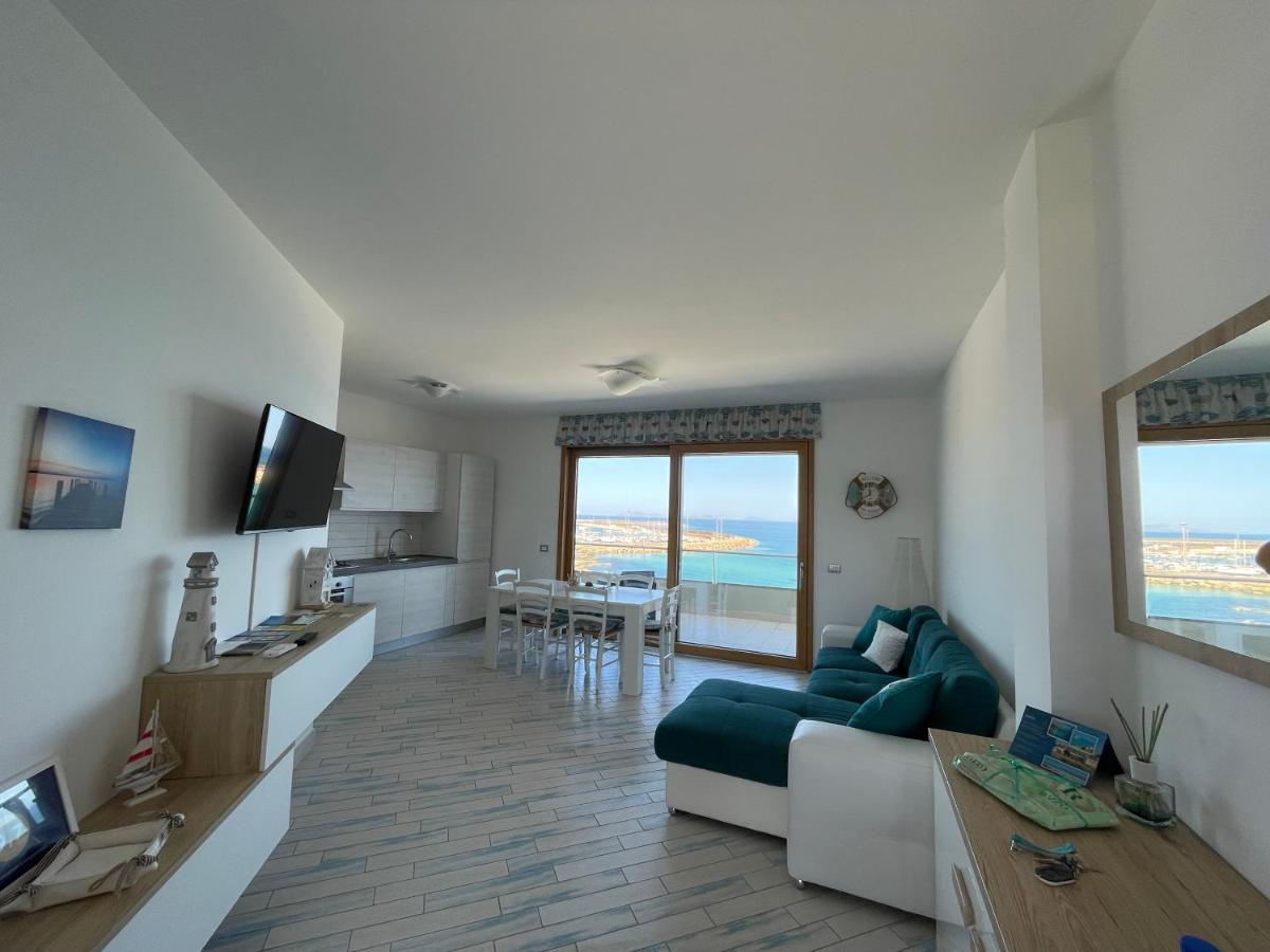 Casa Vacanze Lungomare ปอร์โตตอร์เรส ภายนอก รูปภาพ